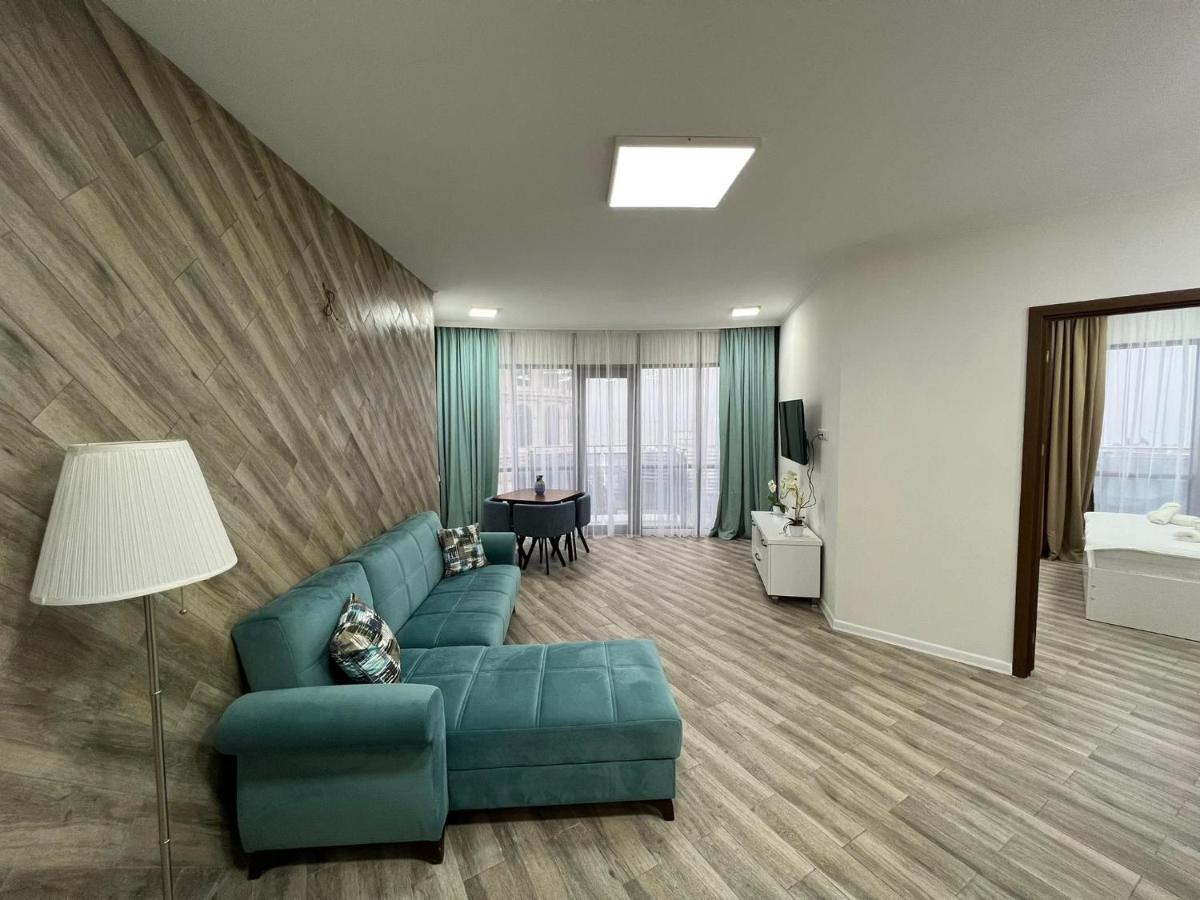 Panorama Premium Apartments Batumi Bagian luar foto