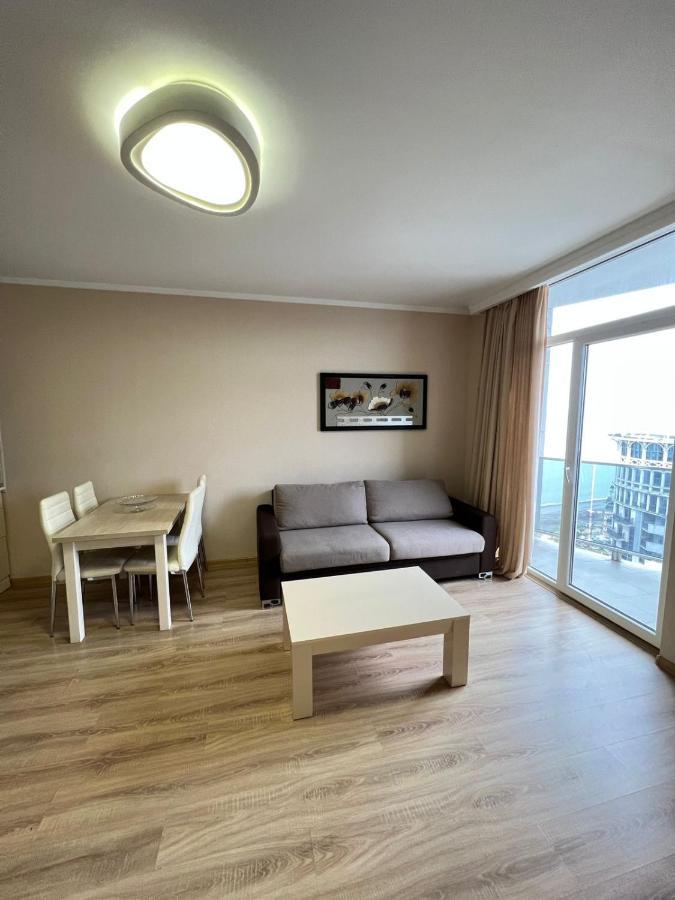 Panorama Premium Apartments Batumi Bagian luar foto