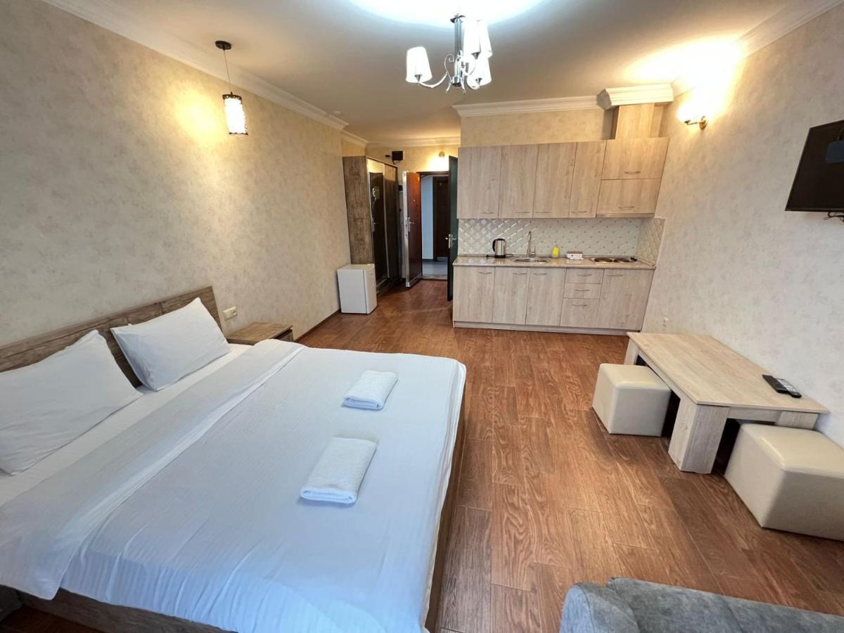 Panorama Premium Apartments Batumi Bagian luar foto