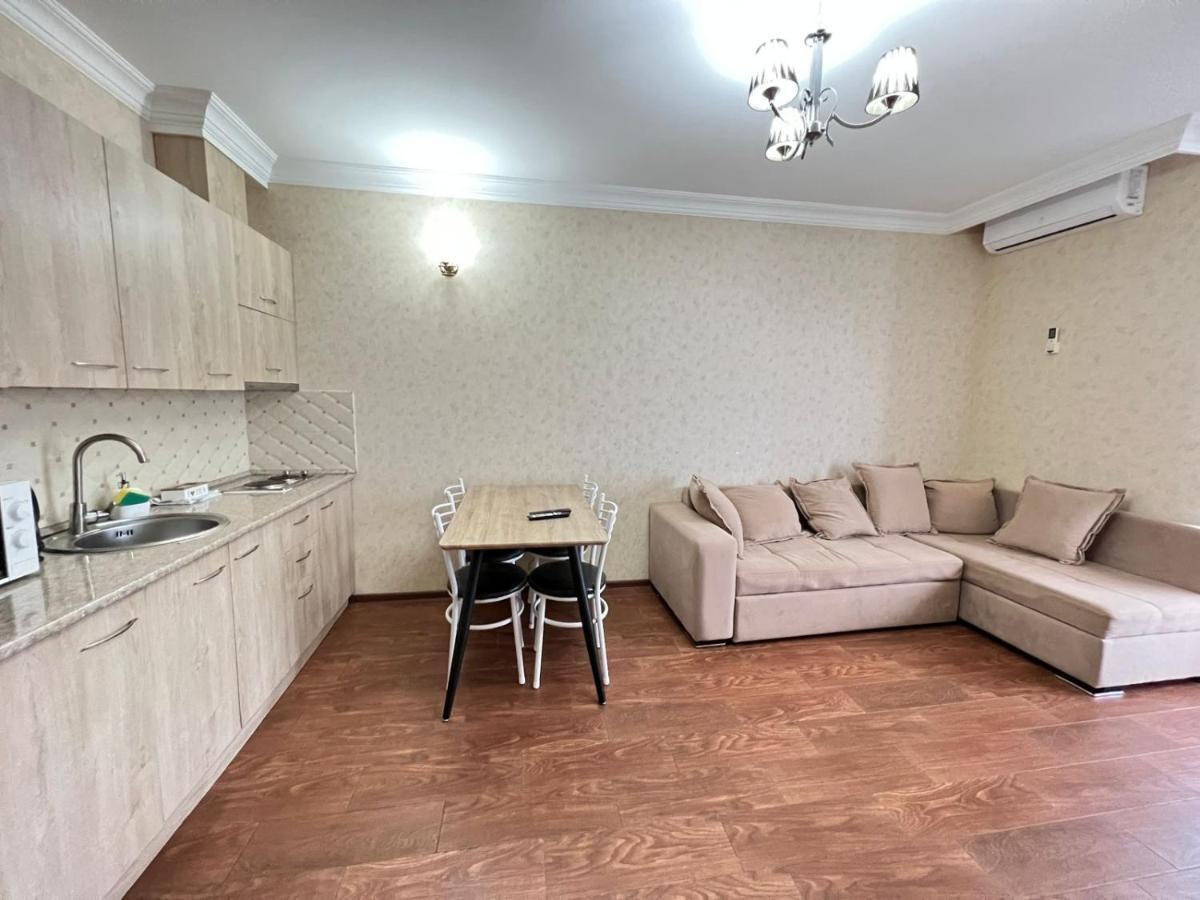 Panorama Premium Apartments Batumi Bagian luar foto