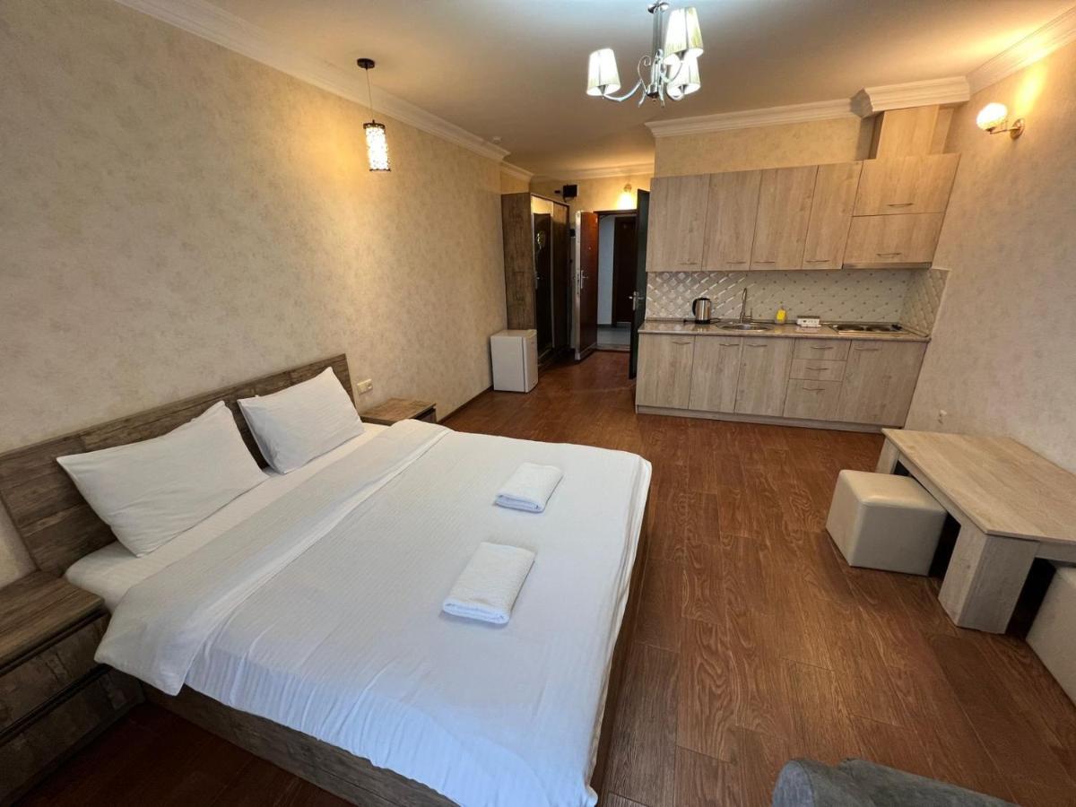 Panorama Premium Apartments Batumi Bagian luar foto