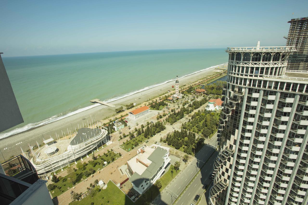 Panorama Premium Apartments Batumi Bagian luar foto